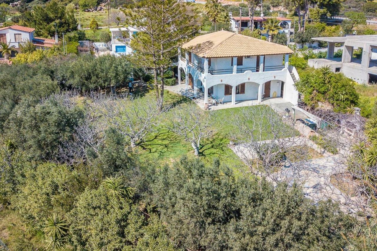 Light-Filled Home With Garden Near Beach Anavyssos Dış mekan fotoğraf