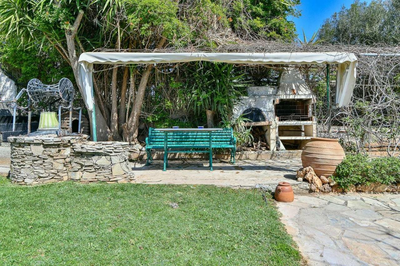 Light-Filled Home With Garden Near Beach Anavyssos Dış mekan fotoğraf